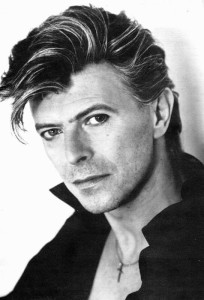 Bowie-david-bowie-29009782-476-700